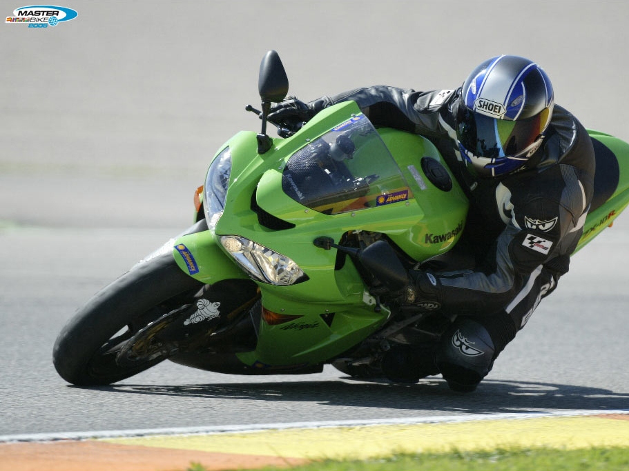 Kawasaki Ninja ZX-10R (2006) - 2ri.de